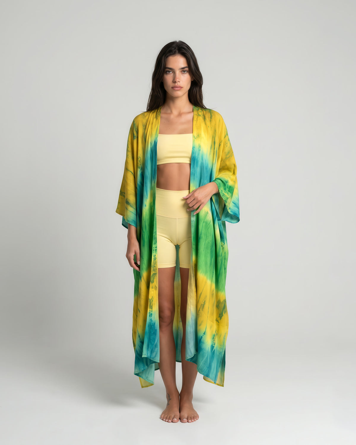 Federica Mantelli Laguna - mantello, tie-dye giallo, verde acqua e teal, vista frontale, taglia unica, Made in Italy